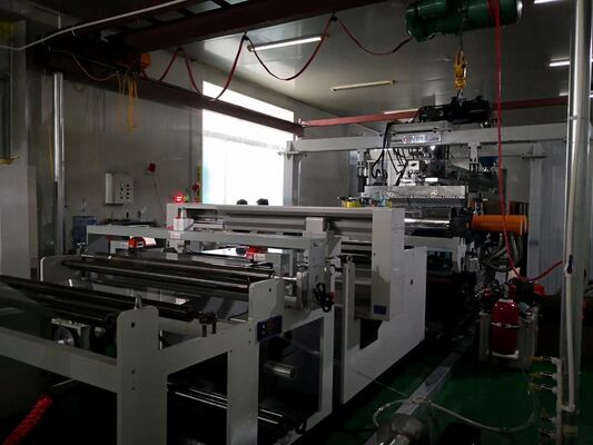 kopen Extrusielijn voor PC-platen met hoge transparantie, 600-1220 mm breed en 0,5-5 mm dik voor PMMA en kunststof platen online manufacture