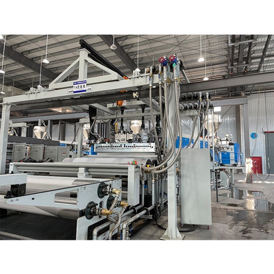 kopen 2400 mm / 2600 mm brede EVA-extrusielijn voor zonnefilm met een output van 300-700 kg / u en een maximale lijnsnelheid van 16 m / s voor inkapseling van zonnepanelen online manufacture